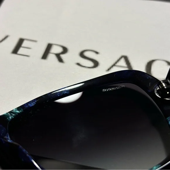 New Versace MOD4271-B 5127/8G Marbled Black/Green Sunglasses